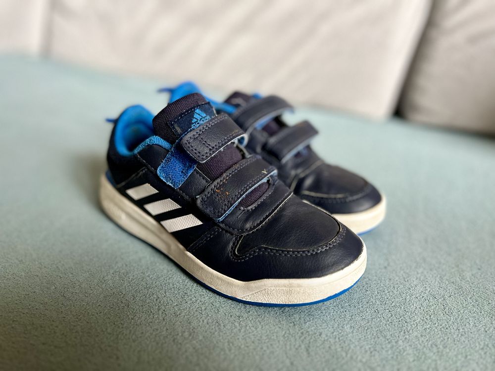 Buty dziecięce Adidas. Okazja!