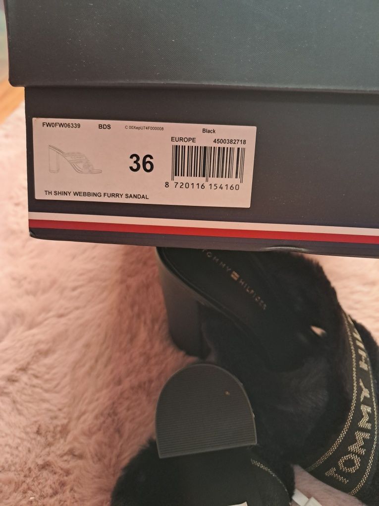 Tommy Hilfiger TH klapki wysokie sandałki na obcasie shiny webbing fur
