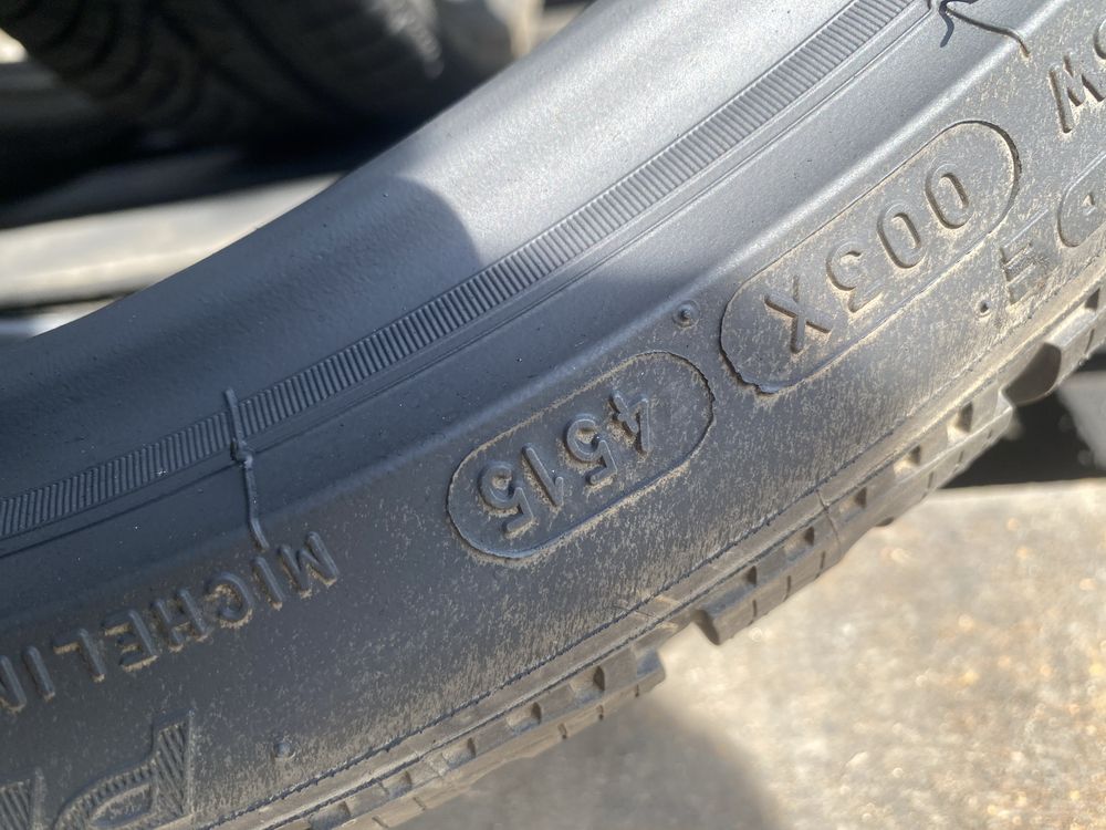 Автошини Michelin 225/35/19 Резина,Колеса,Гума,Скати,Шини)