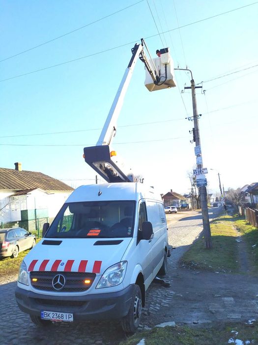 Послуги автовишки оренда вишка підйомник автовишка