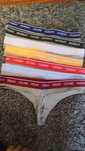 Majtki stringi Calvin Klein s