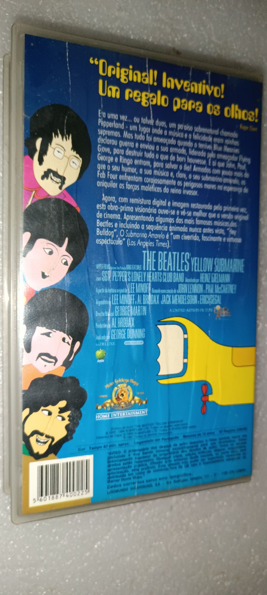 Rara Cassete e antiga VHS os Beatles "O Submarino Amarelo"