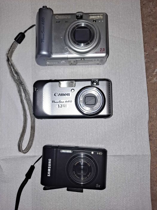Zestaw 3 aparatów cyfrowych Canon i Samsung.