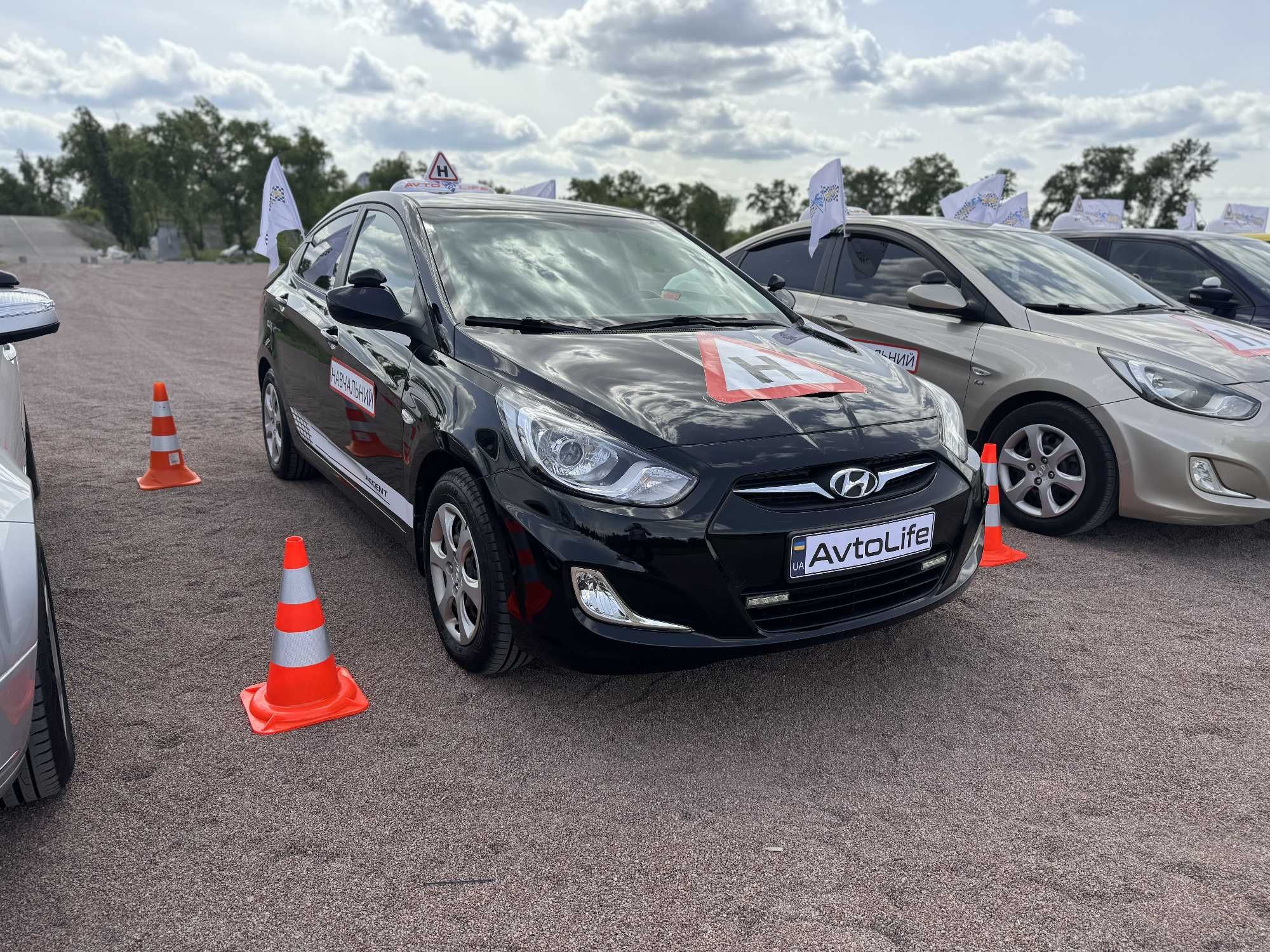 Автоінструктор,інструктор з водіння,автошкола,приватні уроки водіння