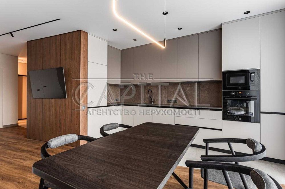 Продаж 3-кімнатна квартира ЖК Great River Stone