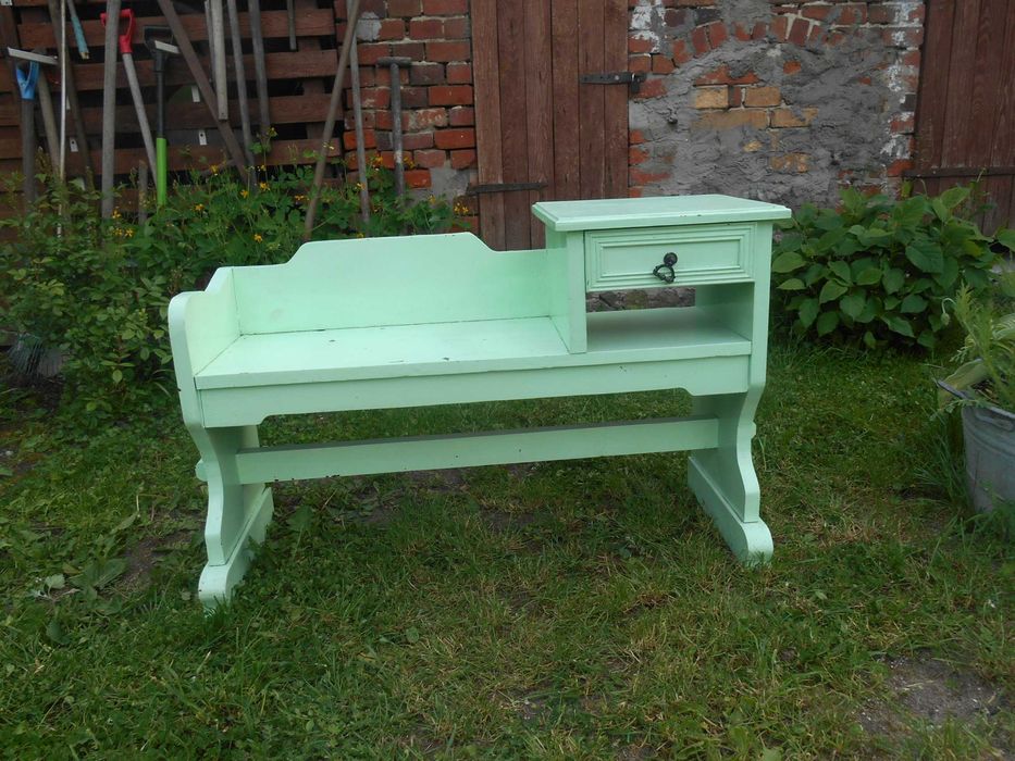 drewniana ławka siedzisko kozetka