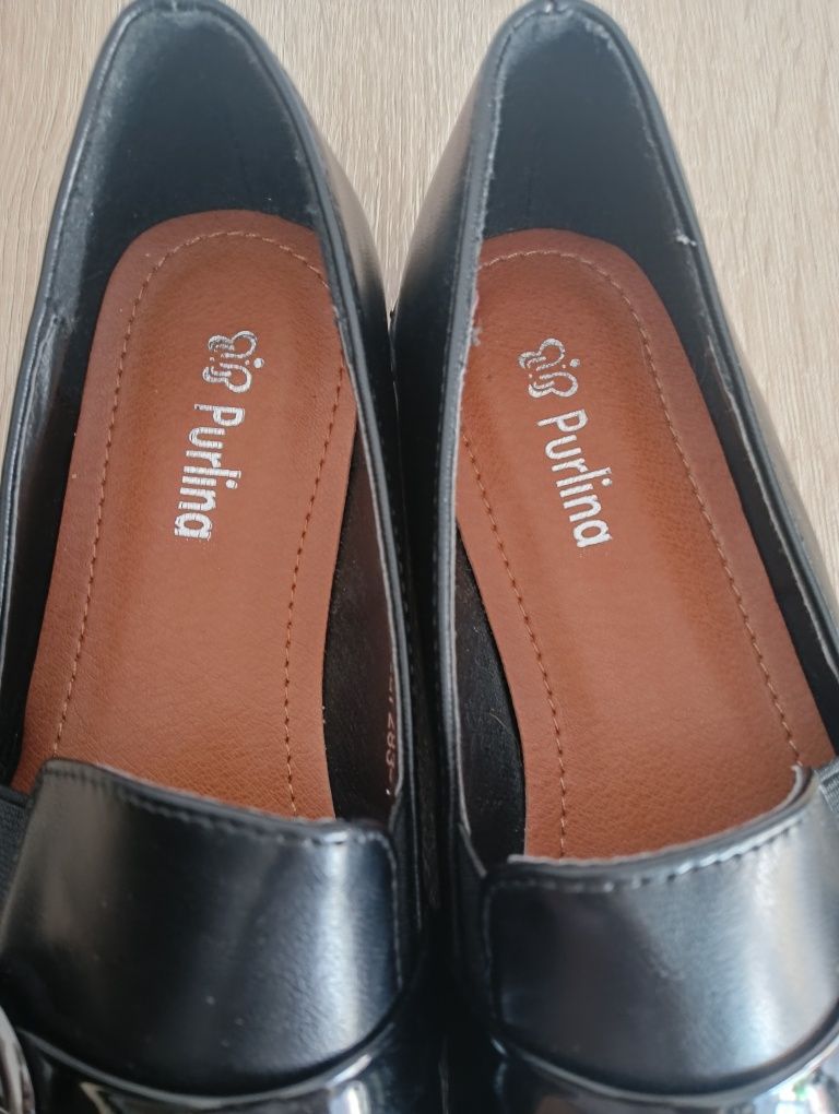 Półbuty damskie, loafersy, mokasyny, lordsy, r. 38