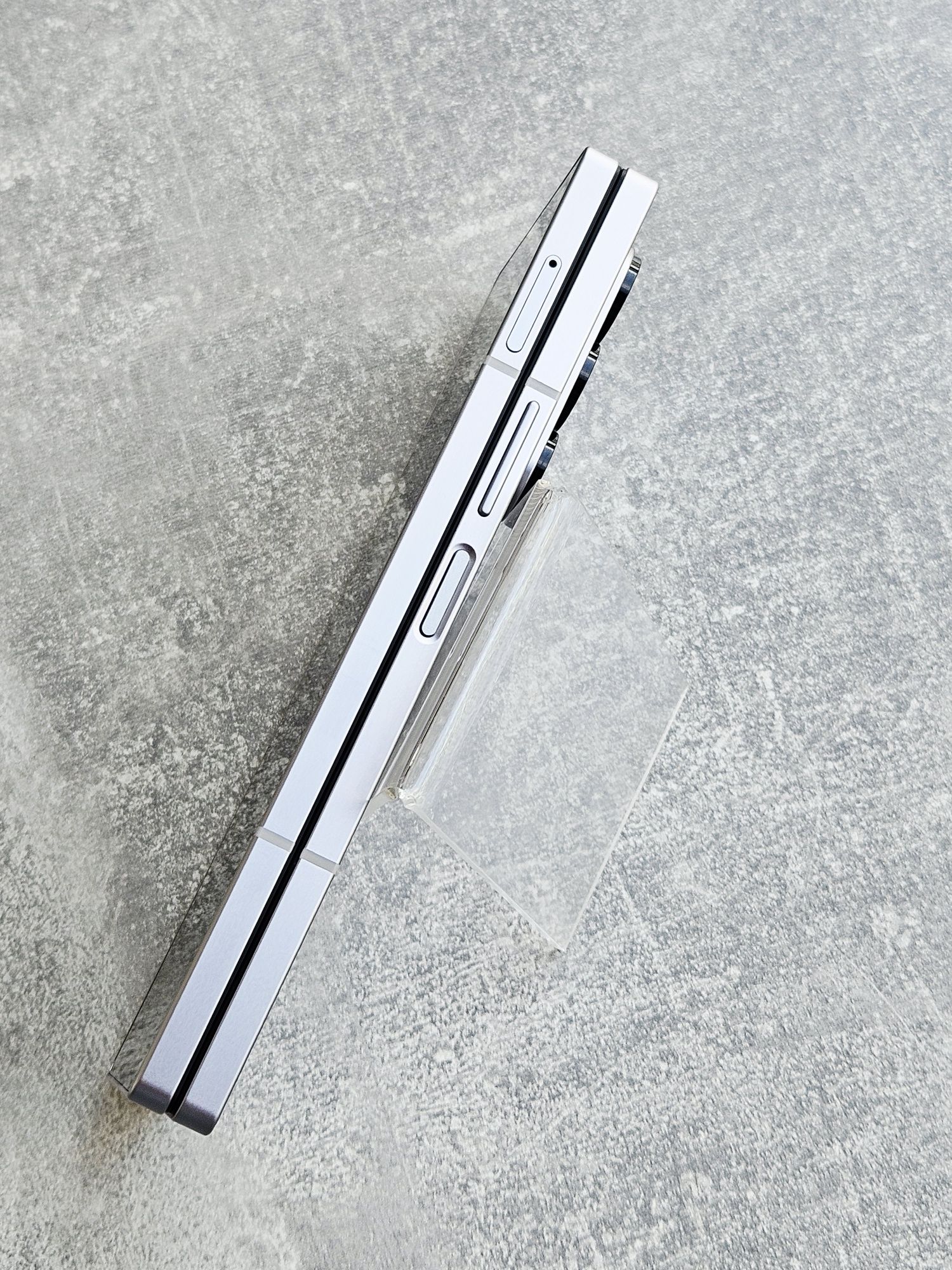 Samsung Galaxy Z FOLD 6 12/256GB Silver Shadow. 2 фіз.сім плюс е-сім