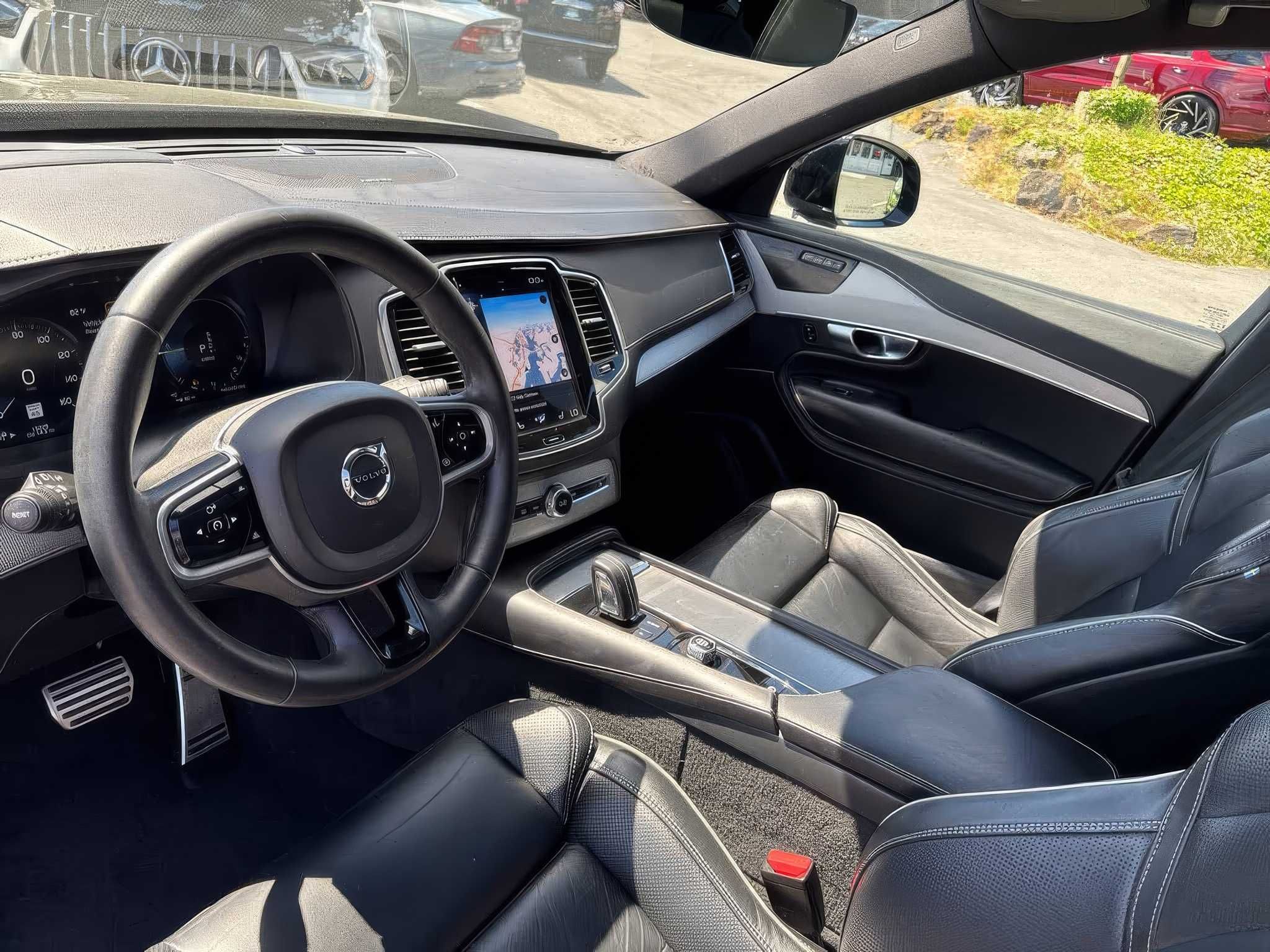 2022 Volvo XC90 Recharge R-Design Extended Range e