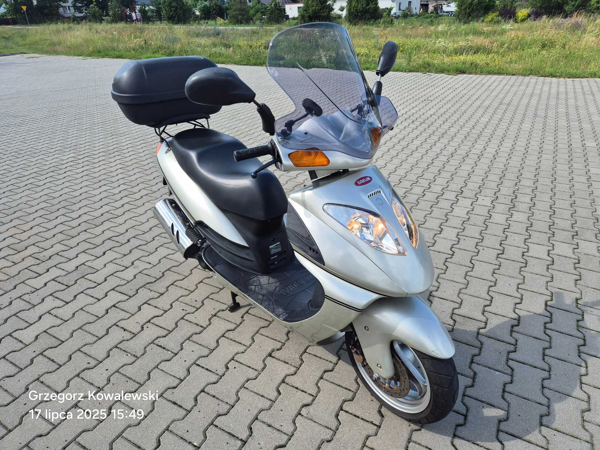 Skuter Daelim SG 125