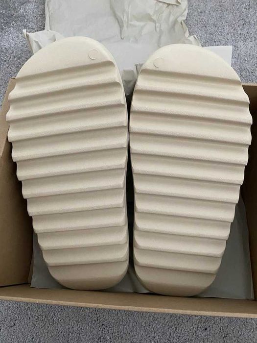 Buty męskie Klapki adidas_Yeezy_Slide_R.43