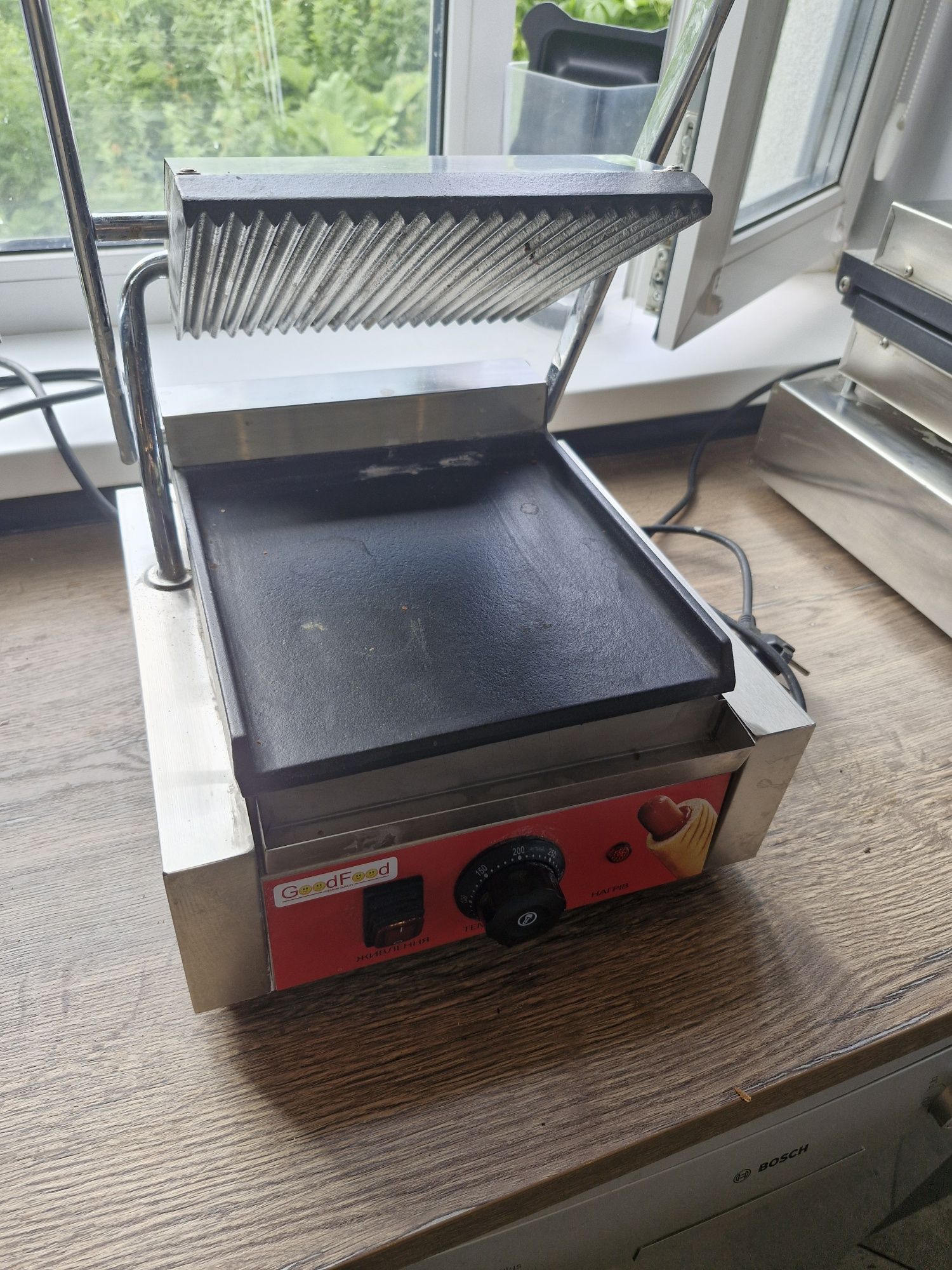 Гриль контактний GoodFood ECG11 Panini RED NEW с пружиной