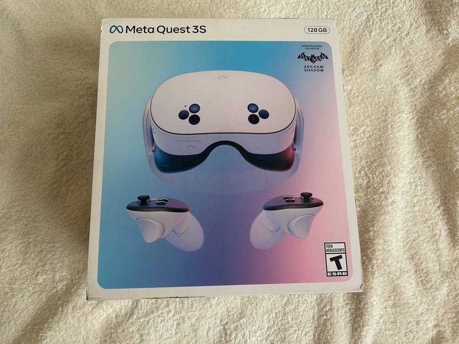 VR-гарнитура Meta Quest 3S 128GB Batman: Arkham Shadow очки