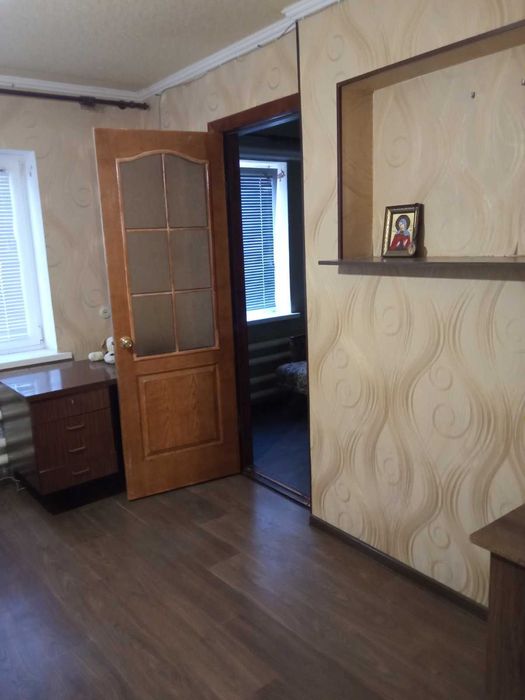 Продається газифікований будинок 50 кв.м. Ціна гарна. Сертифікат.