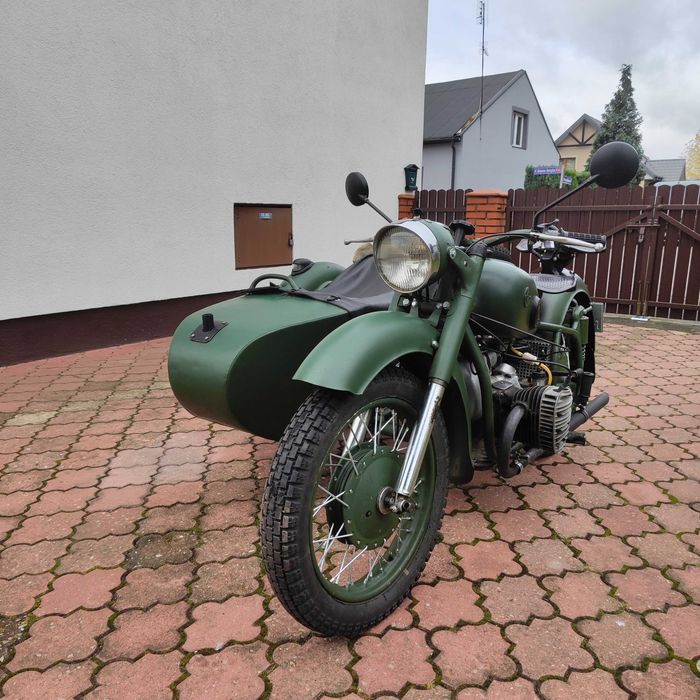 KMZ K-750 z koszem bocznym. Zarejestrowany