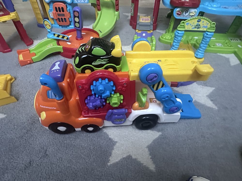 Garaż vtech , policja