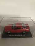 Ford Mustang GT escala 1:43