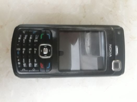 NOKIA N70 z ładowarką