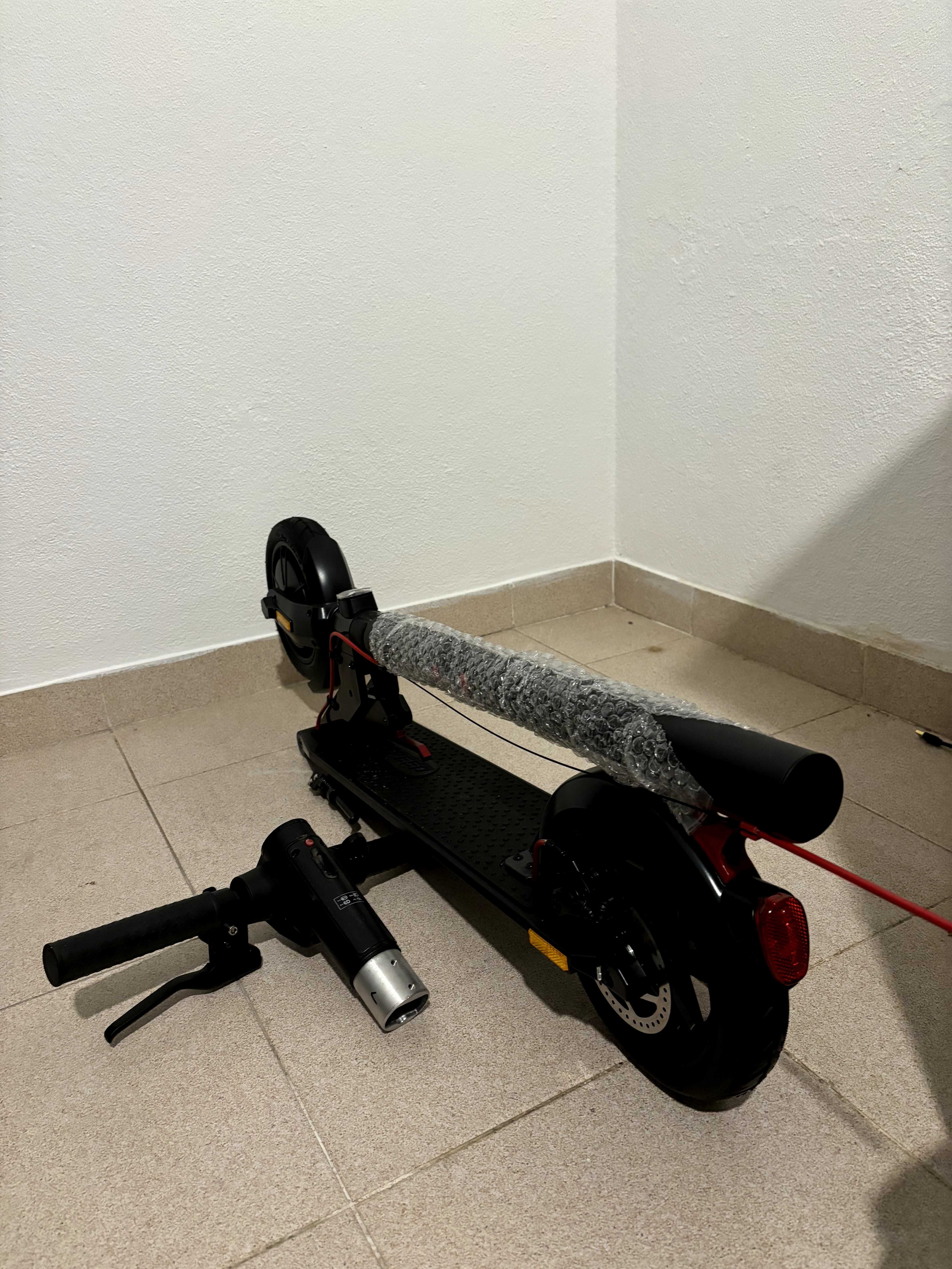 Trotinete Elétrica WiSpeed T850, Por estrear