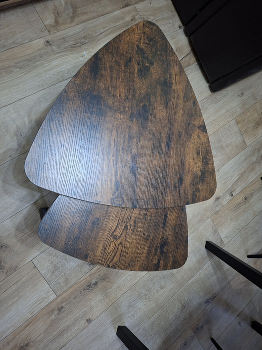 Stoliki kawowe w stylu industrialnym