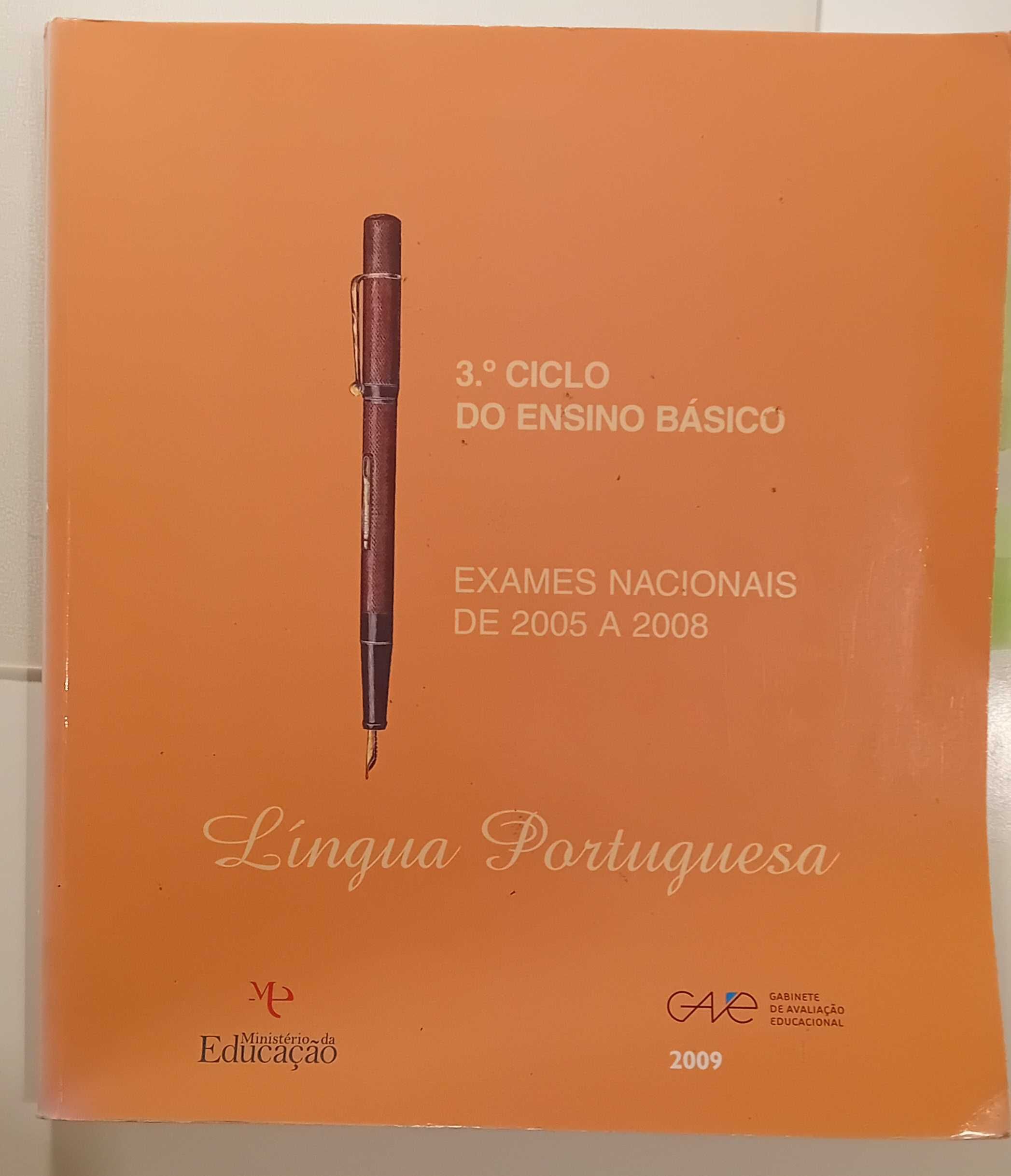 Livro de preparação para exame de Português do 9° ano