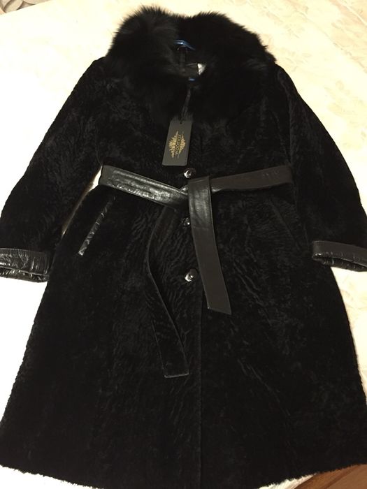 Натуральная дубленка р. L, XL