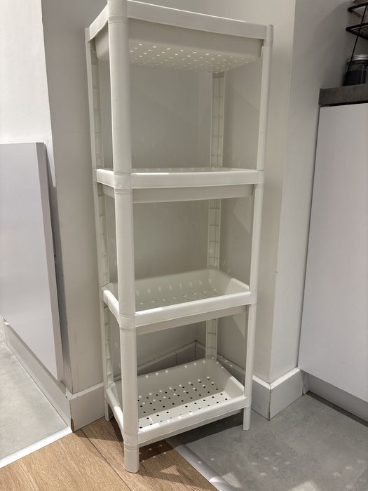 Plastikowy biały stojak IKEA Vesken