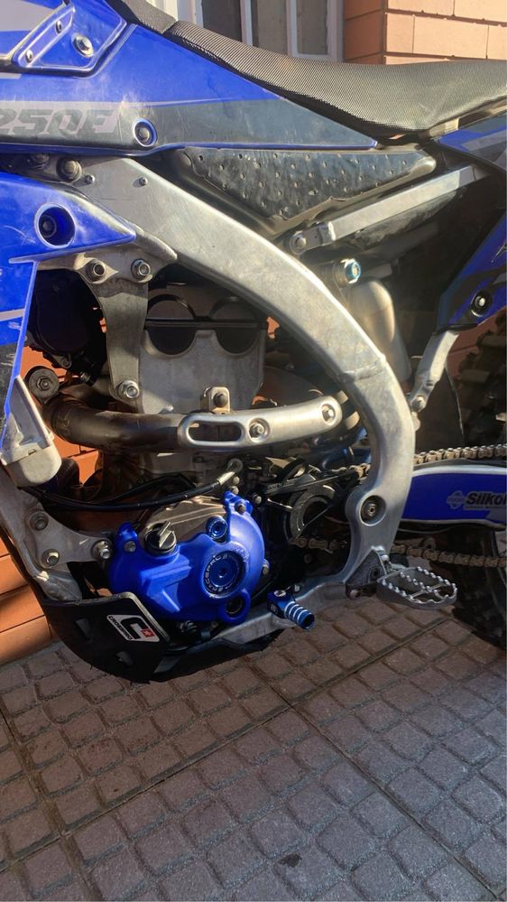Vendo ou troco YZF 250 de 2017