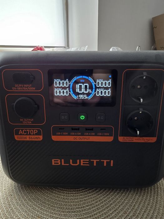 Зарядна станція Bluetti AC70P, 1000 Вт, 864 Вт*год