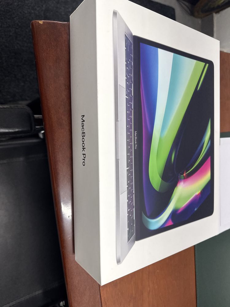 Macbook Pro M1 2020 Touchbar 8gb 256gb ssd impecavel c/caixa original