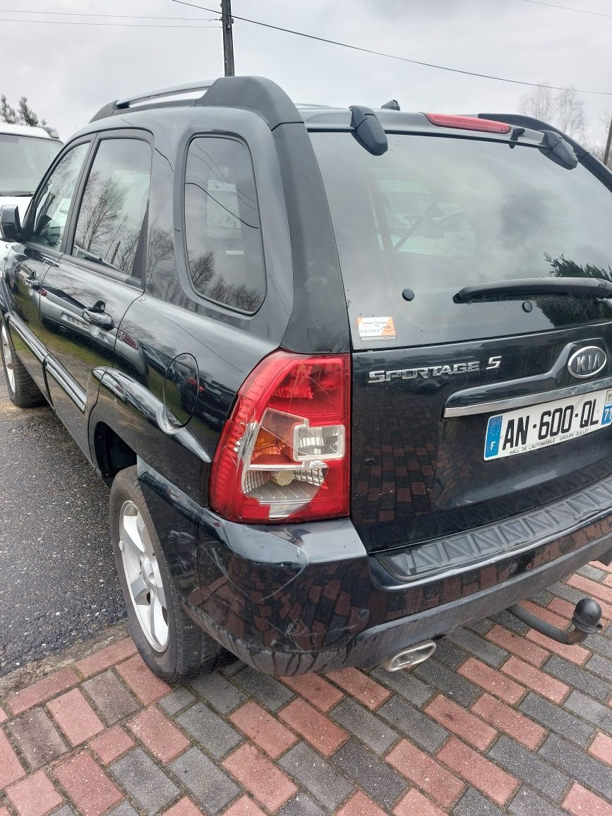 Kia sportage 2010 2.0 crdi silnik uszkodzony