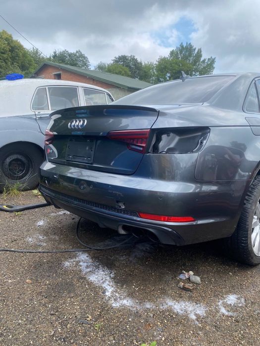 Бампер задній зад audi s4 a4 b9 8w ауді а4 с4 s sline s-line