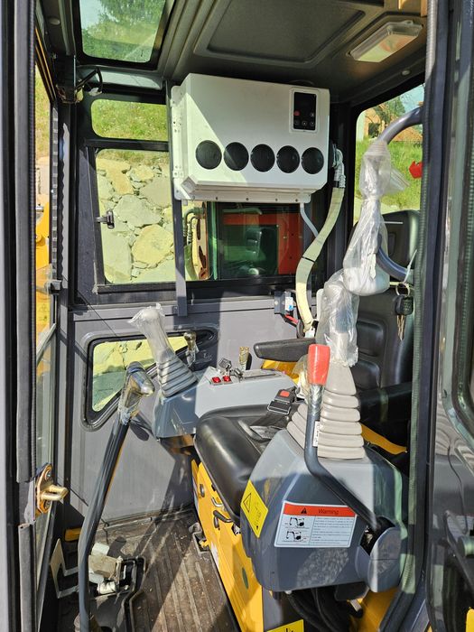 Koparka Minikoparka 2,5T KRÜGER YANMAR 380F V5,klima,kabina,Fujikoshi®