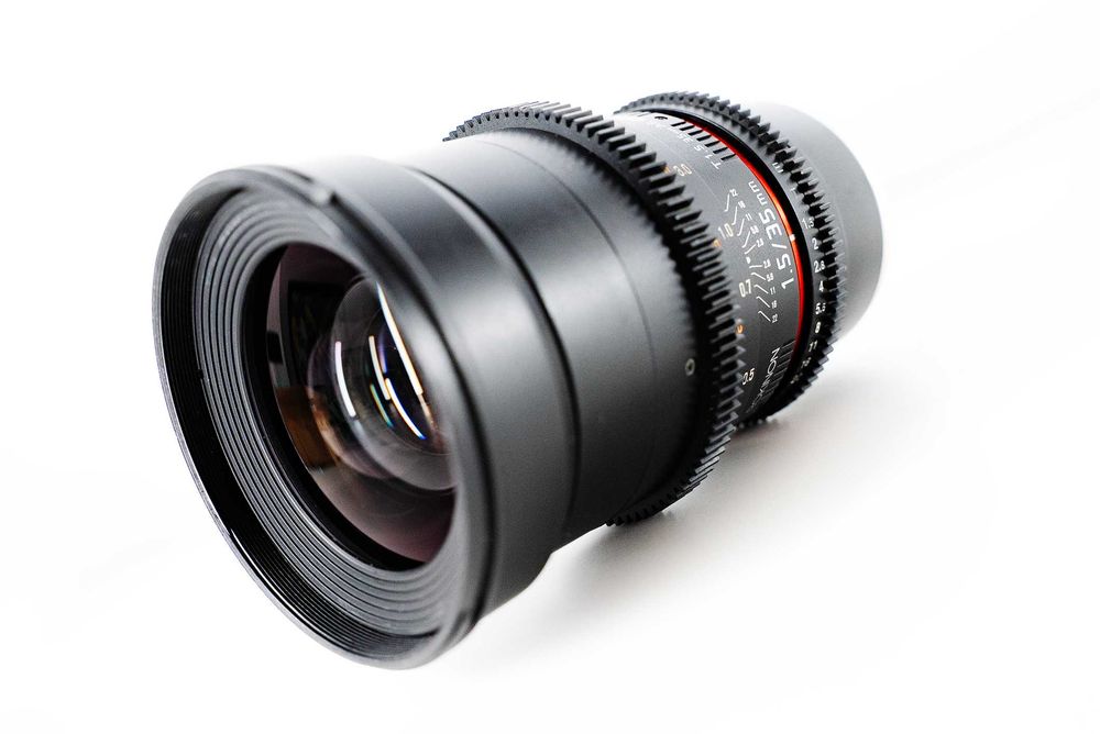 Obiektywy Rokinon Samyang Cine DS FF (20,35,50,85,135) - Sony E