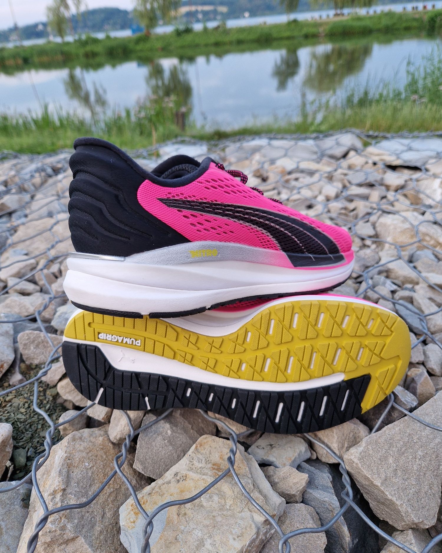 Оригінал.  Кроссовки Puma Magnity nitro Surge wns 376906-09 р.37,5EUR