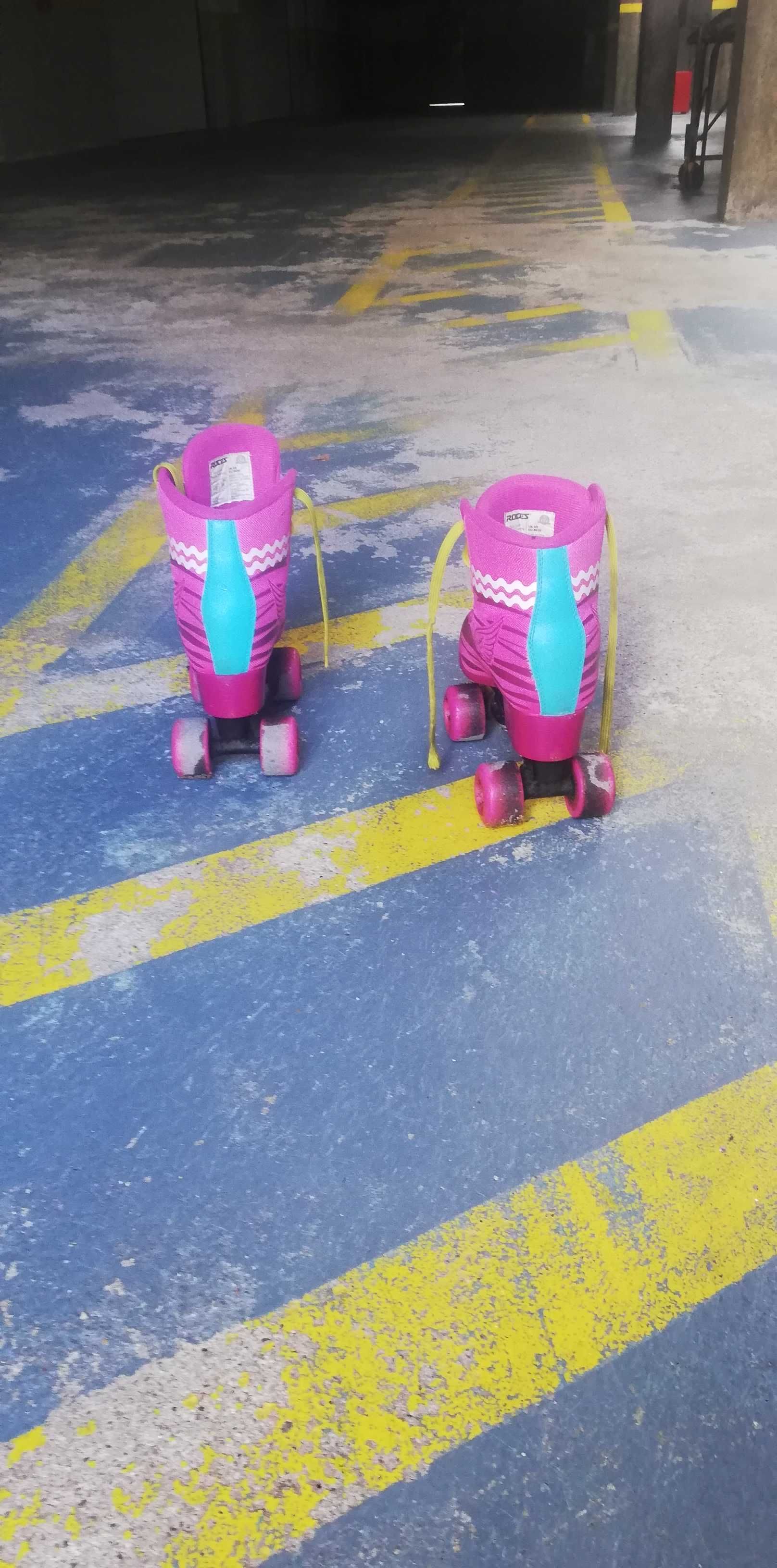 Patins de 2 eixos, com travões, tamanho 39