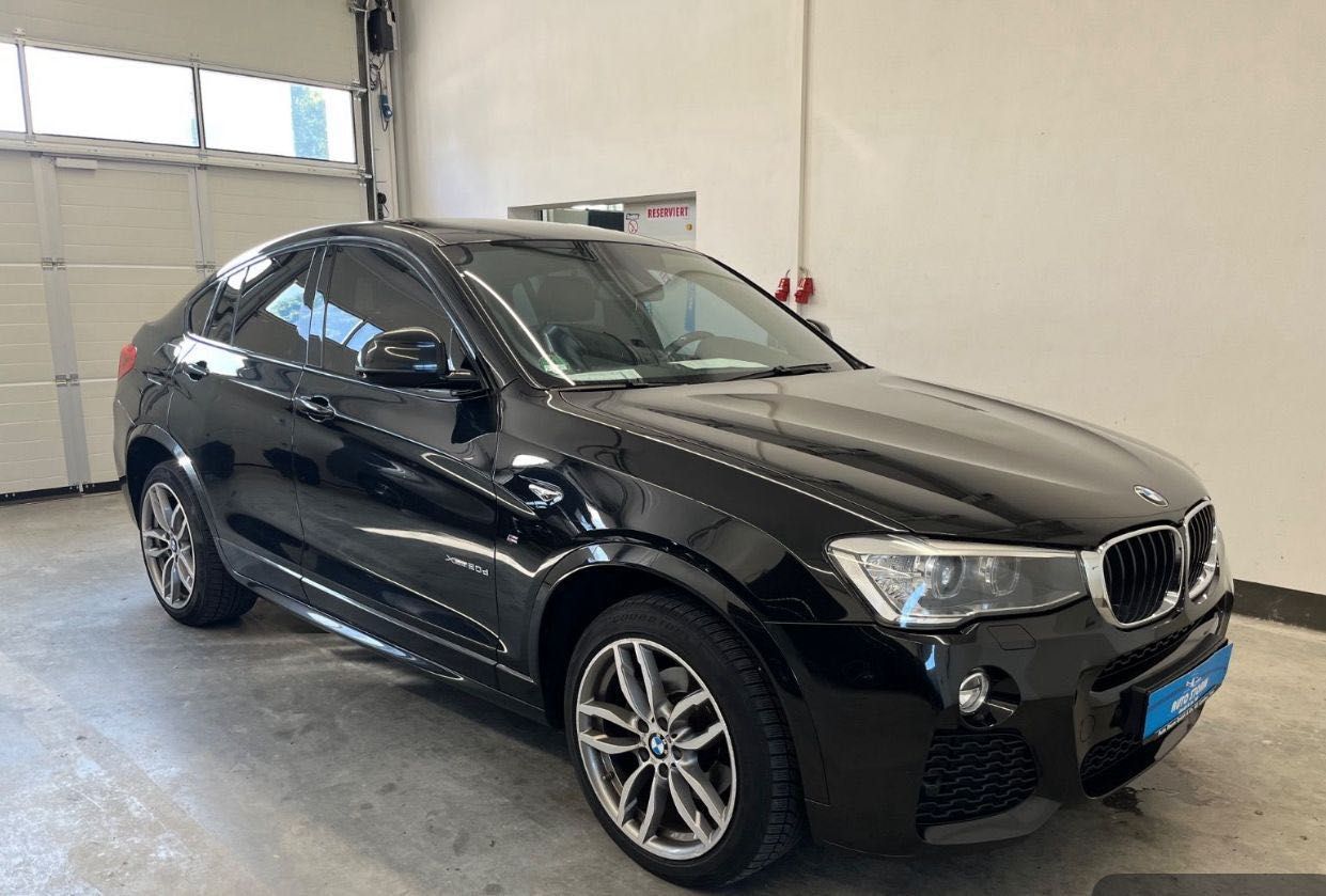 BMW X 4 
Diesel 
183.900km 
Caixa automática
26 mil €