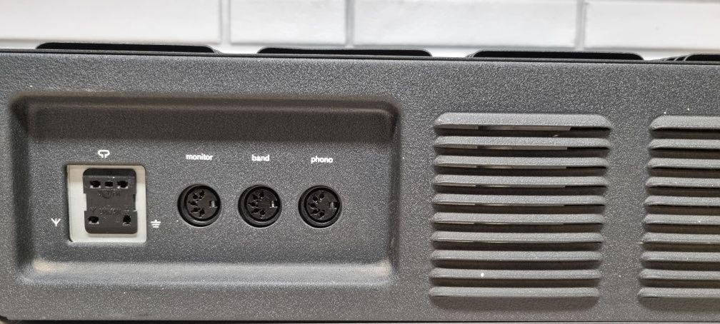 Amplituner hi-fi stereo BRAUN Regie 450S. Vintage