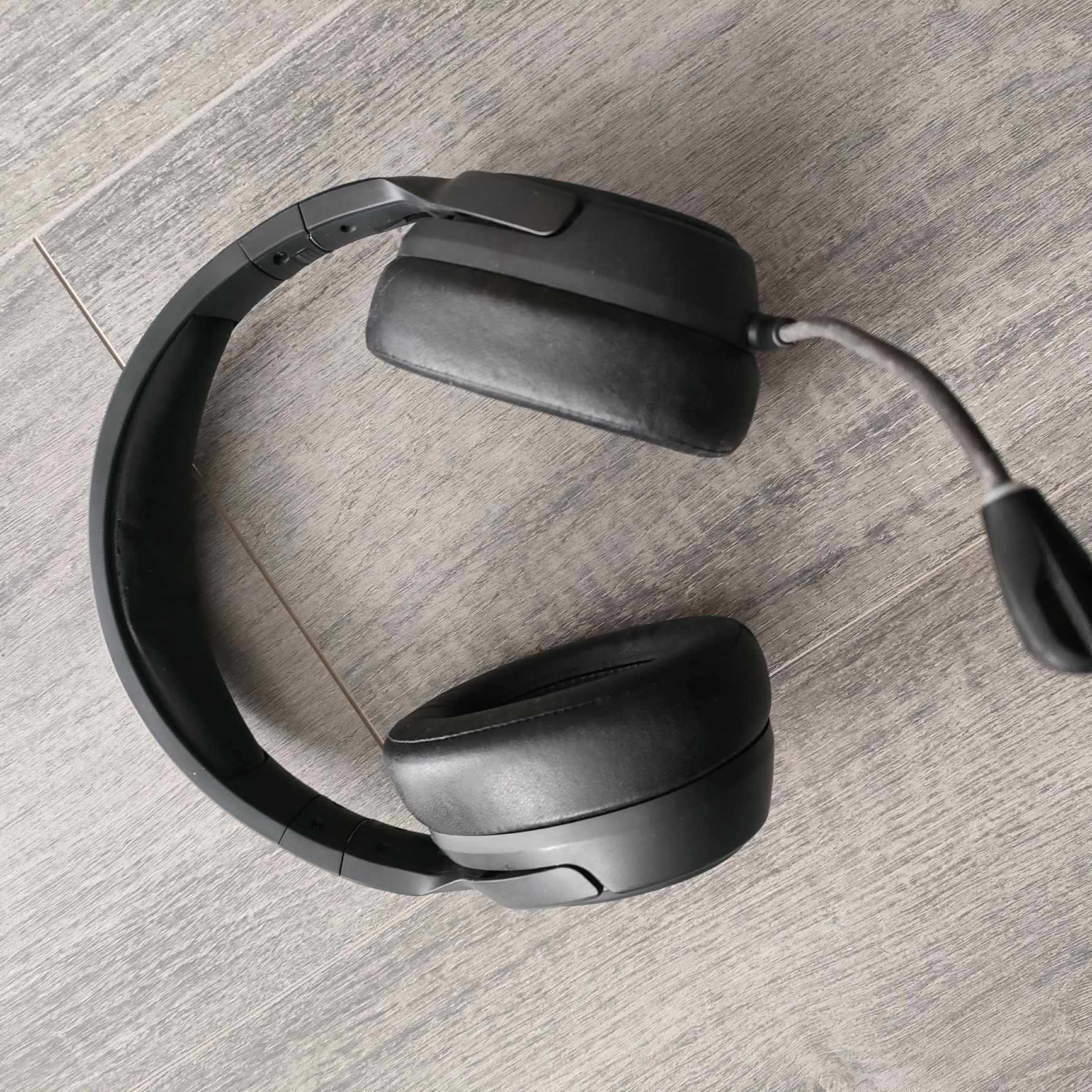 Słuchawki gamingowe bezprzewodowe HyperX Cloud Flight S jak nowe