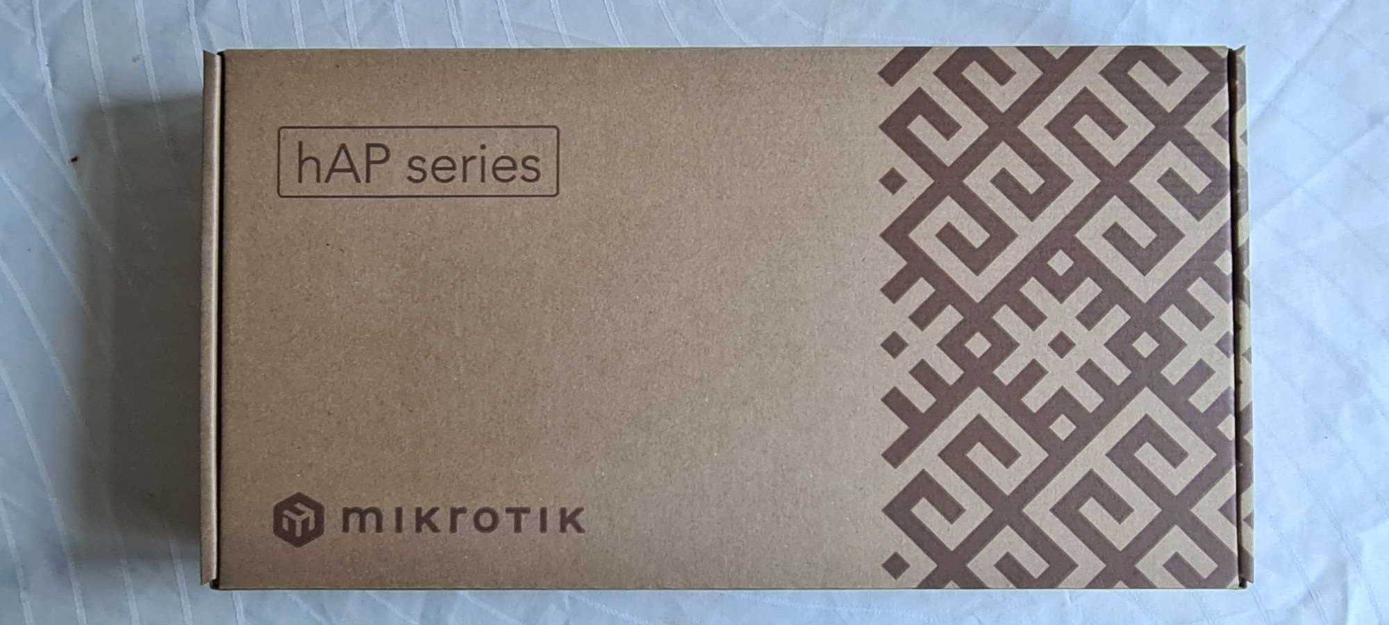 Wi-Fi роутер MikroTik hAP ac3 (RBD53iG-5HacD2HnD-US)
