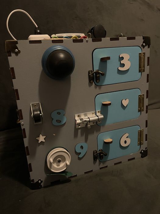 Бізікуб 30х30