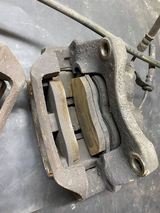 Суппорт тормозной Рено Мастер 2/2 дизель 1998-2003 год л р