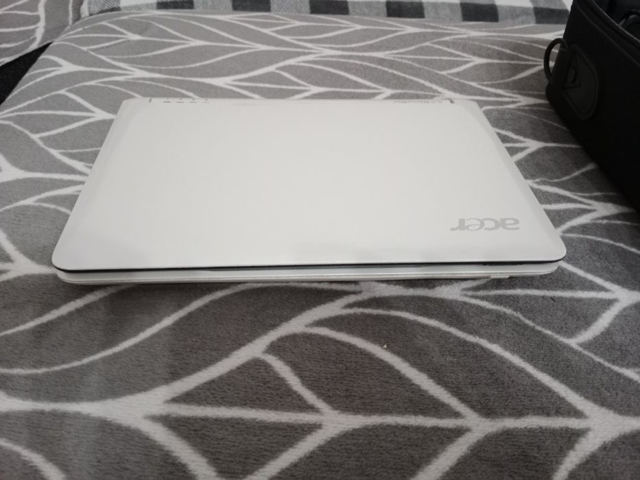 Acer aspire One ZG5