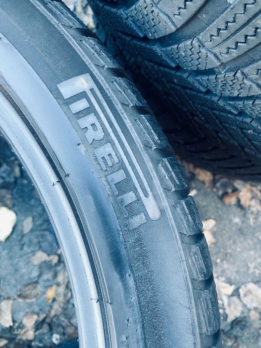 245 40 20 Pirelli Sorrozero 3 85% Зима 2023