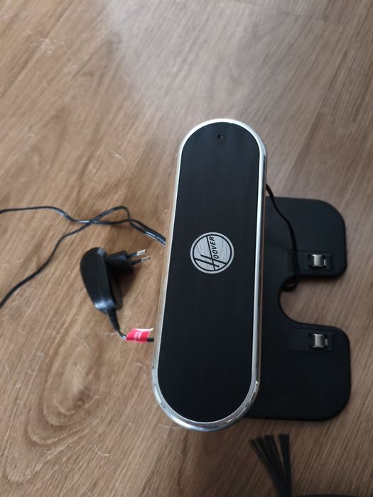 Aspirador robô Hoover Hydro