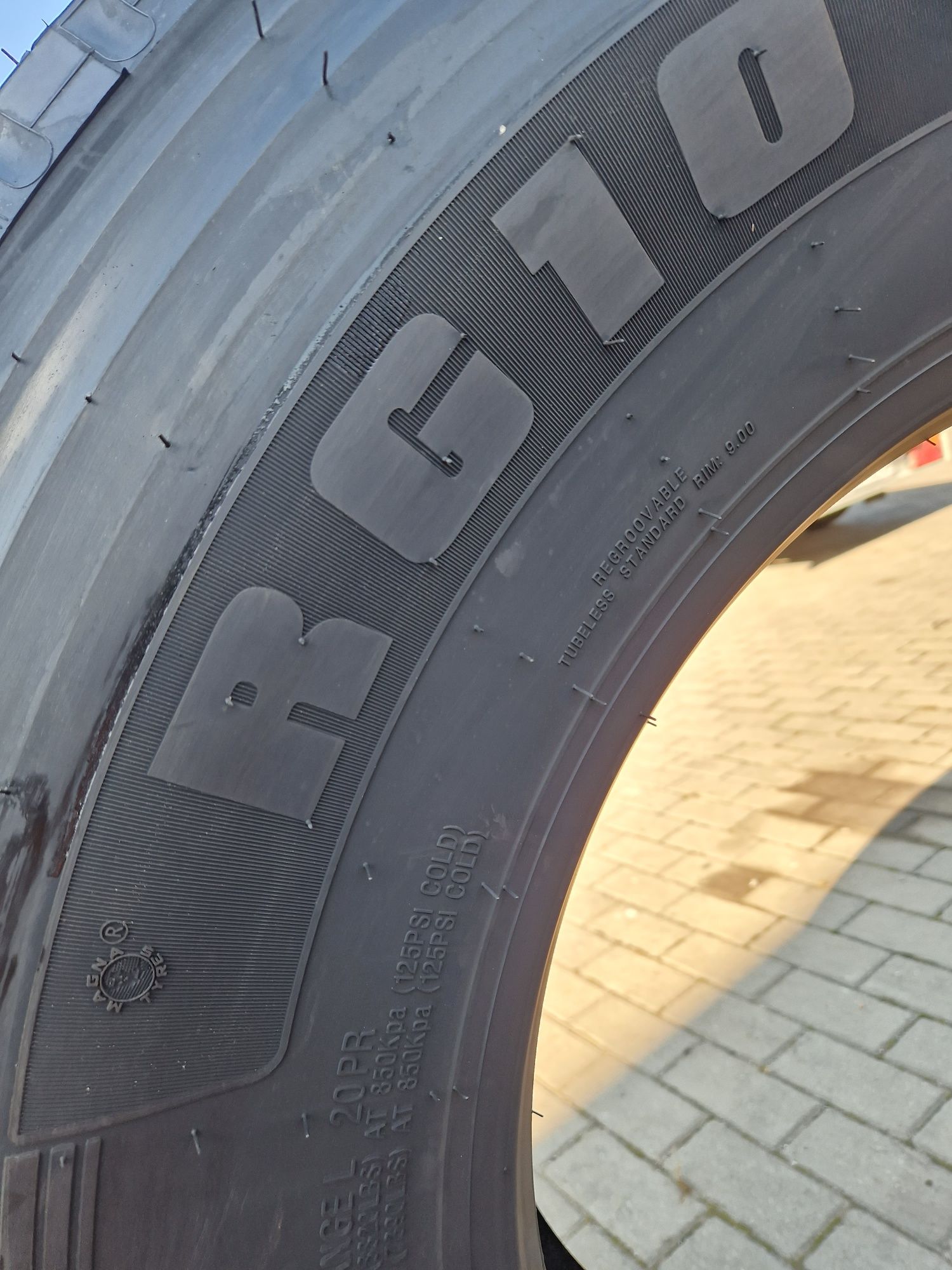 Nowe opony 315/80R22,5 MAGNA PRZÓD Engineered in Holland