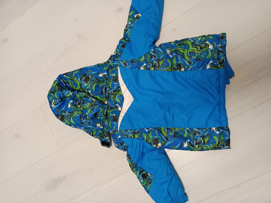 Зимний костюм (куртка и полукомбинезон)