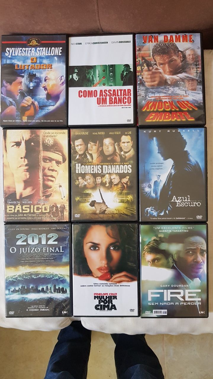DVDs diversos (ação, comédia, drama)