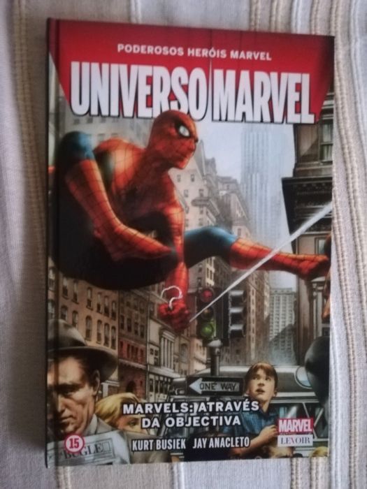Coleção BD Marvel