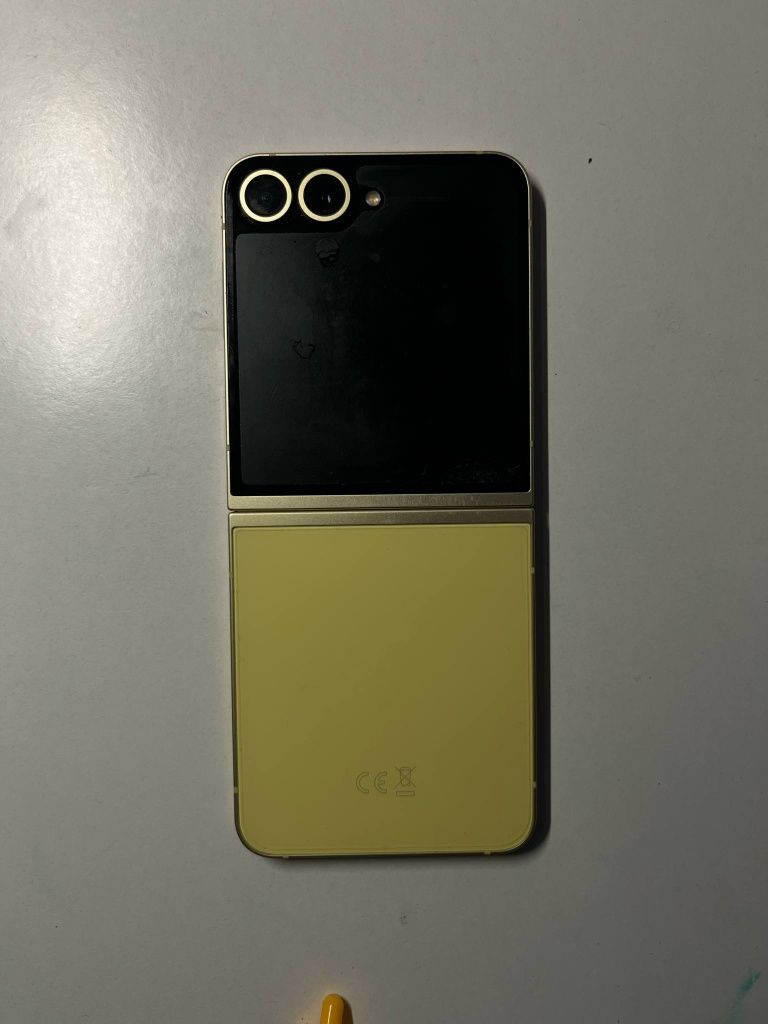 Samsung Galaxy z flip 6 5g Zamienie/Sprzedam